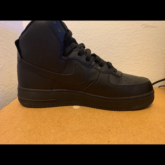 Nike Air Force 1s size 10 men Nike Air Force 1s size 10 men